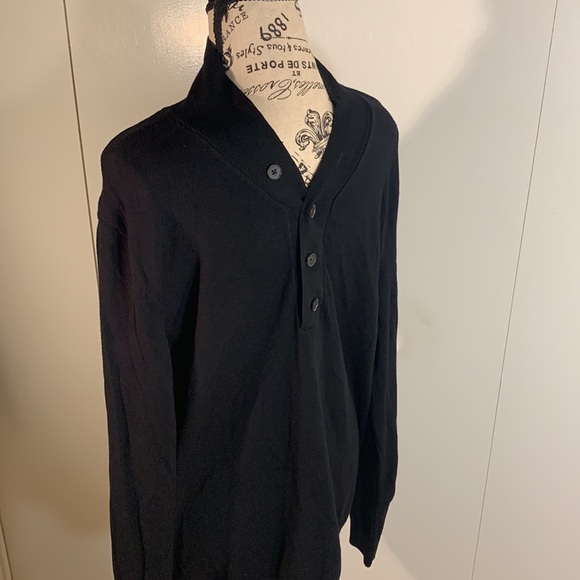 Tristan (L) - Picture 7 of 15